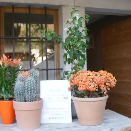Aube Du Bonheur Bed & Breakfast *